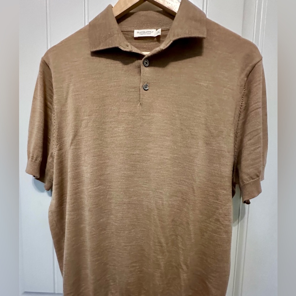 Sold SuitSupply 100% Merino Wool, XL, Short Sleeve 
NWOT